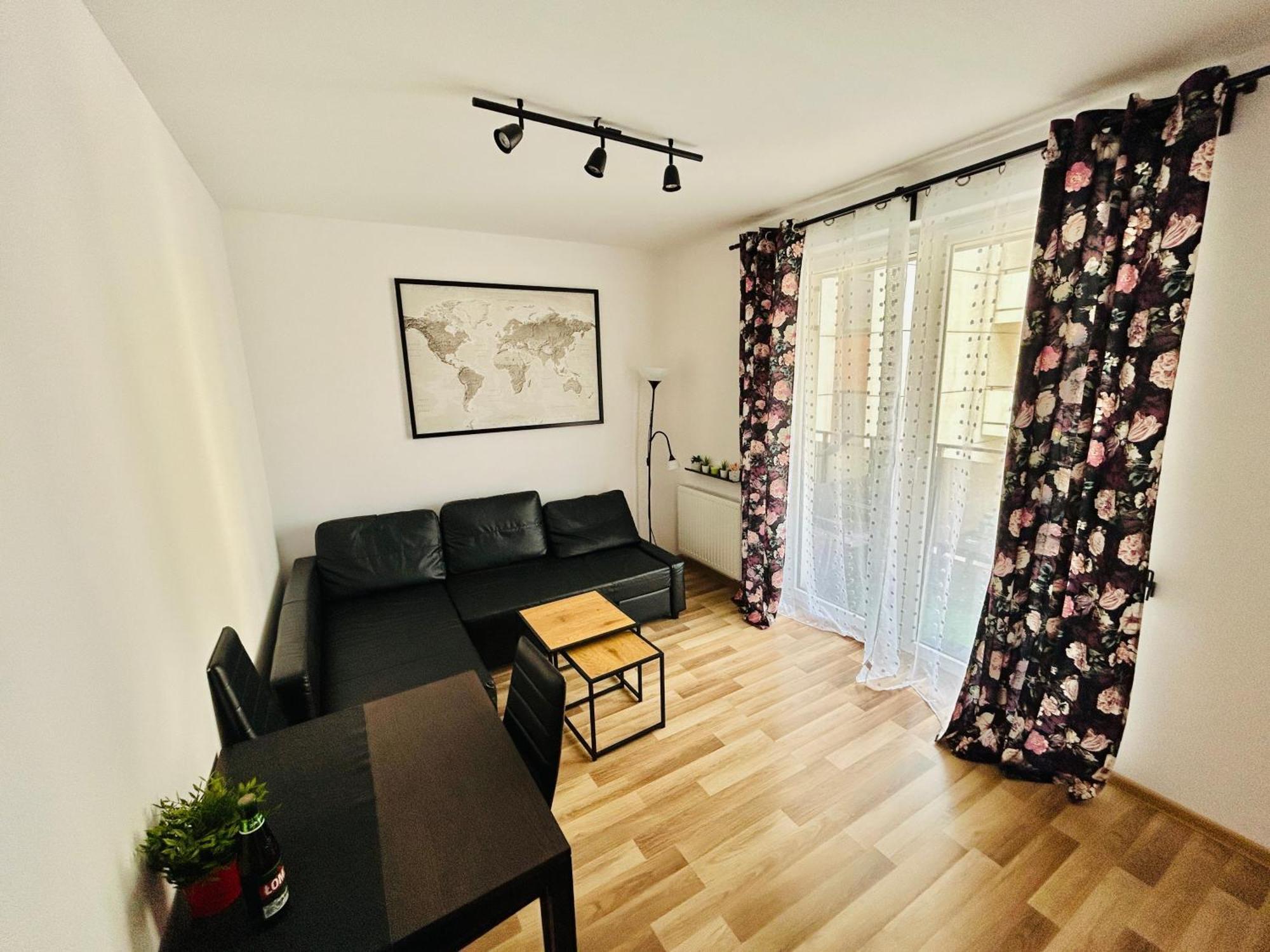 Apartament, Free Parking, Blisko Rynek-dworzec Pkp-pks, Sklepy Wroclaw