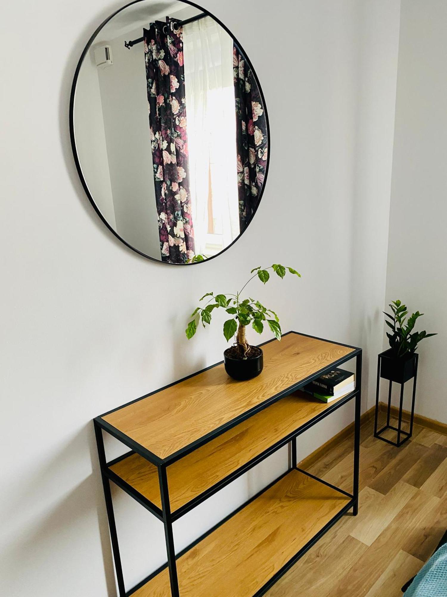 Apartament, Free Parking, Blisko Rynek-dworzec Pkp-pks, Sklepy Wroclaw