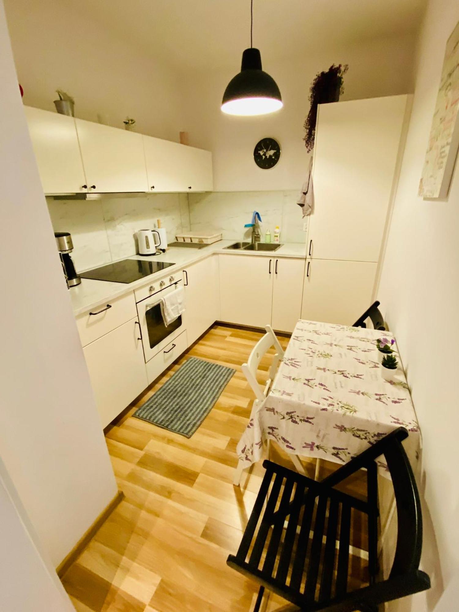 Apartament, Free Parking, Blisko Rynek-dworzec Pkp-pks, Sklepy Apartment *