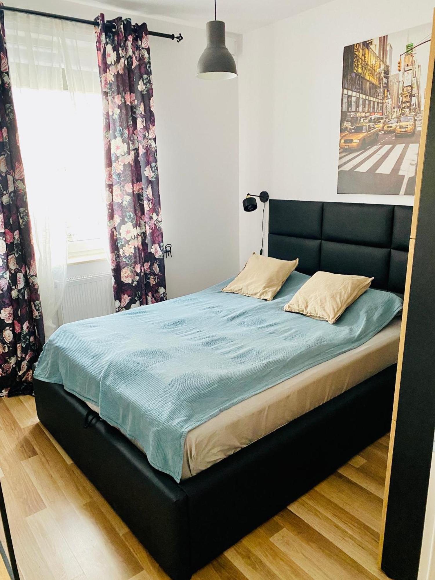 Apartament, Free Parking, Blisko Rynek-dworzec Pkp-pks, Sklepy Apartment