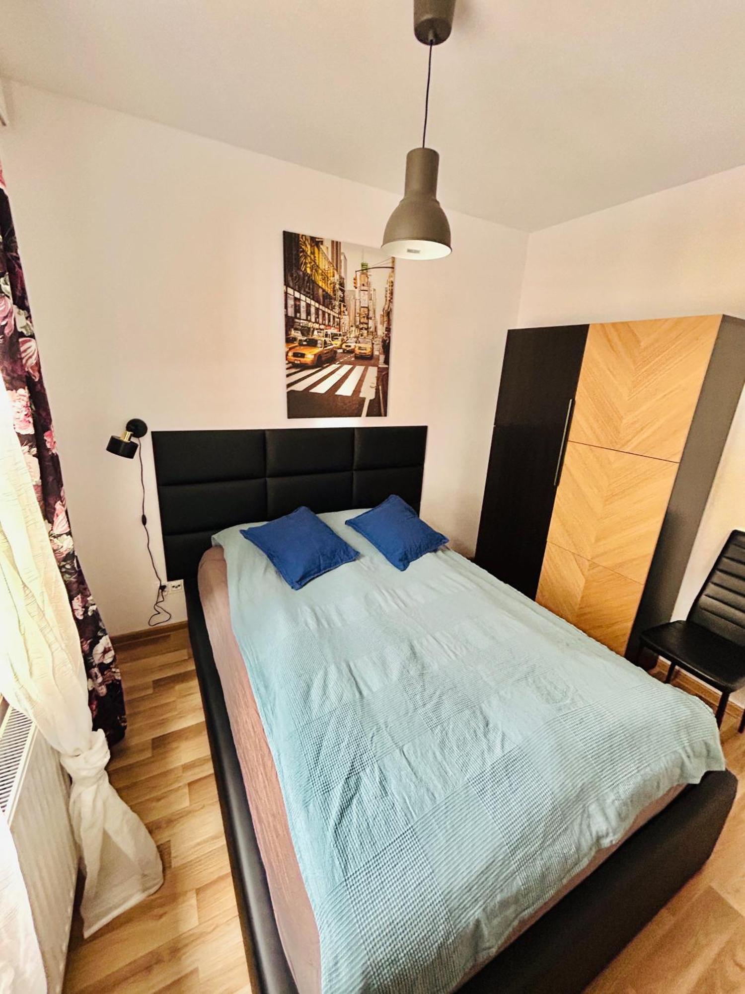 Apartament, Free Parking, Blisko Rynek-dworzec Pkp-pks, Sklepy Apartment