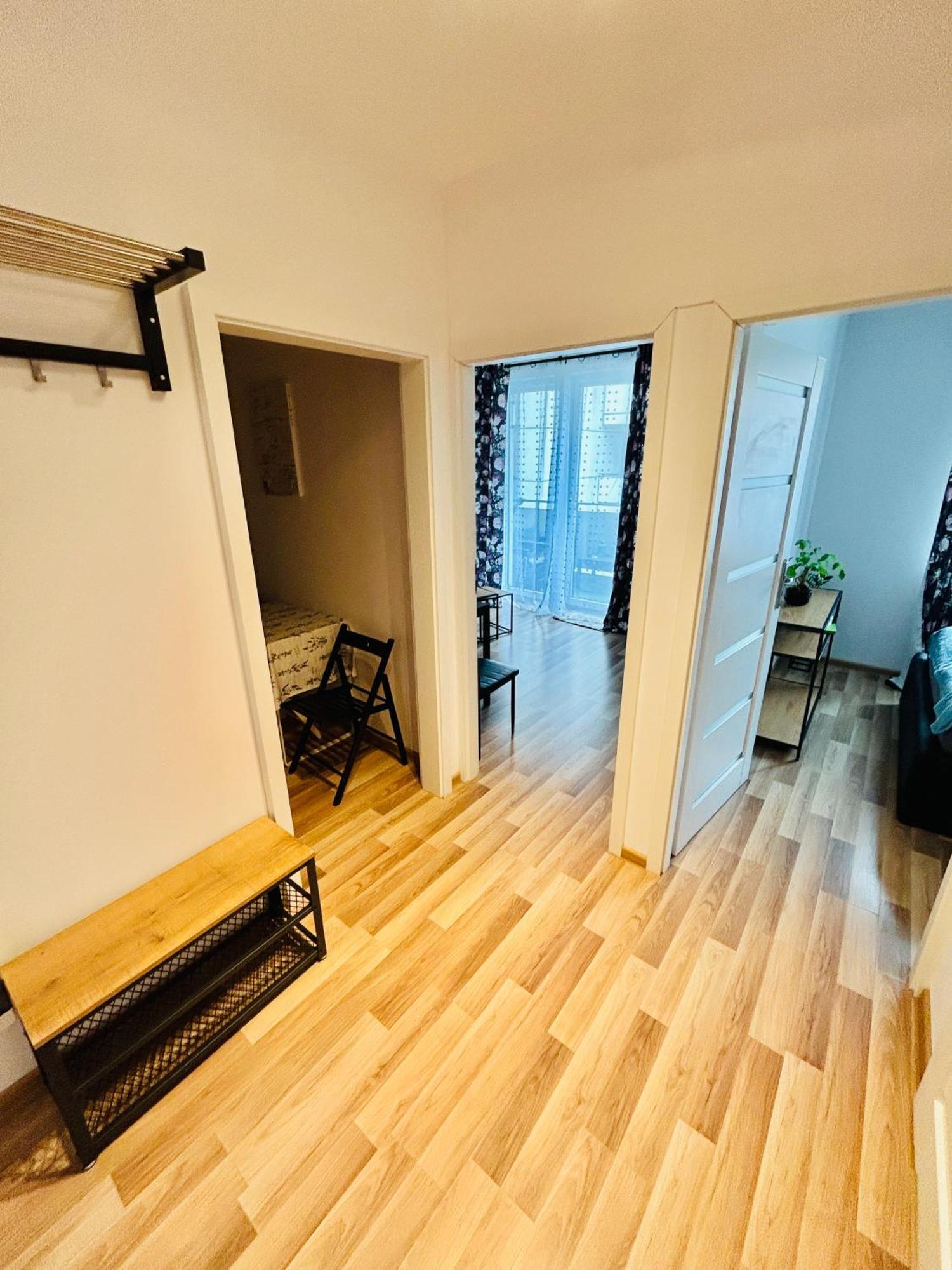 Apartament, Free Parking, Blisko Rynek-dworzec Pkp-pks, Sklepy